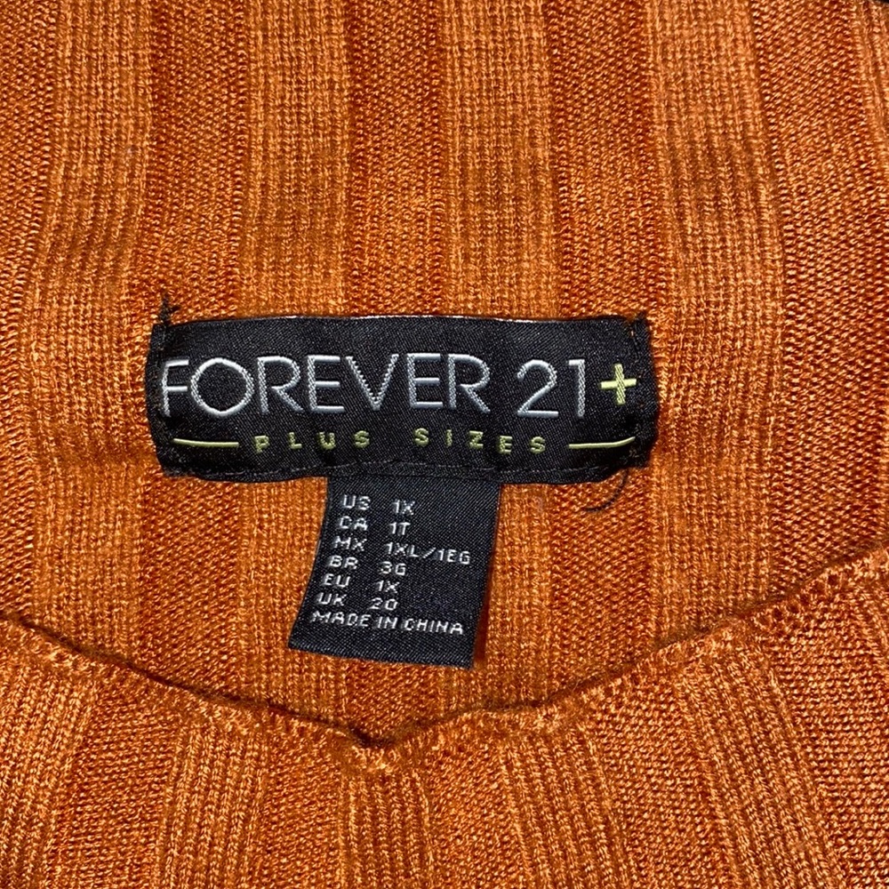 Forever 21 Plus Ribbed Long Sleeve Cropped Sweater - Picture 3 of 6